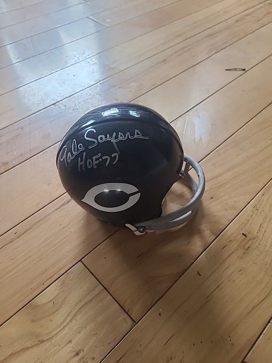 Bears Mini Helmet Signed Gale Sayers Hall of Fame 1977