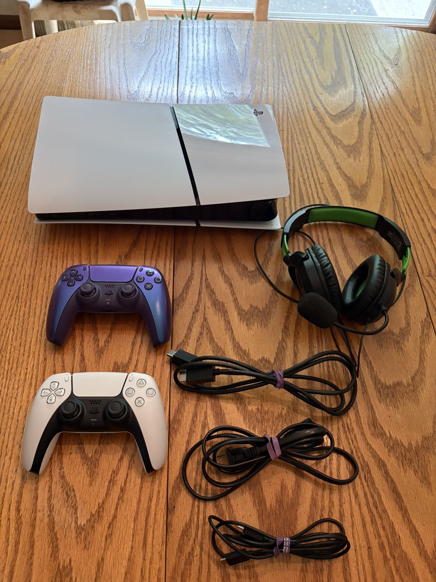 PlayStation 5 Bundle – Like New!