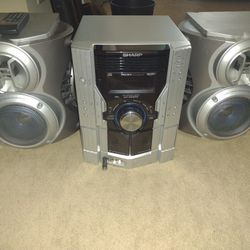 Sharp 5 Disc CD Changer System 