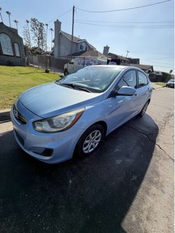 2014 HYUNDAI ACCENT  GLS