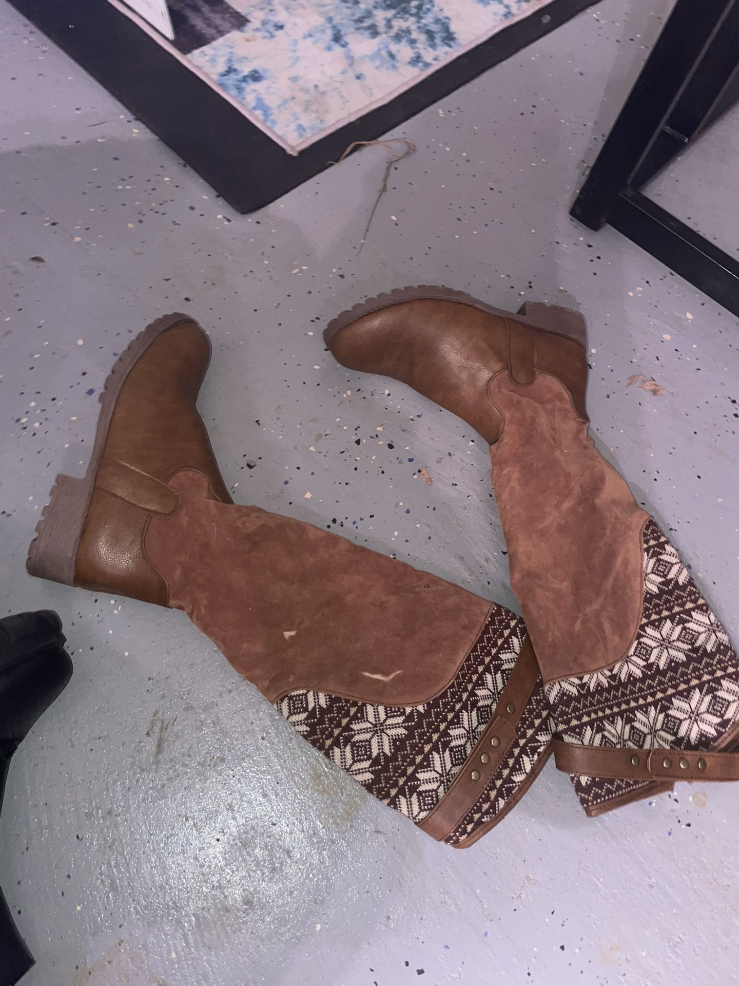 Women Casual Warm Flowers Letter Pattern Knee High Boots