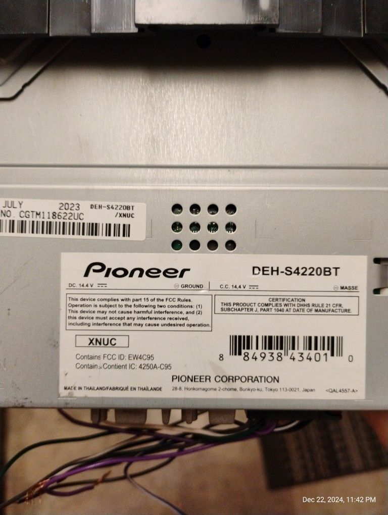 Pioneer DEH-S4220BT CD Receiver