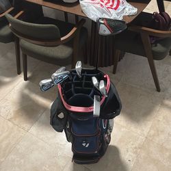 Sim Max Irons 5-pw , Driver M6, Put Titlest