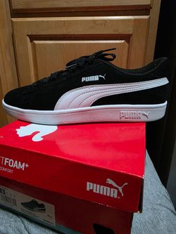 New Puma Smash V2 Suede Sneakers Size 9