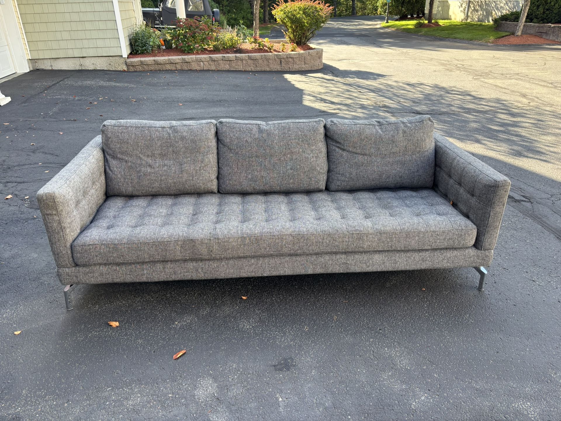 Kasala Arcadia Modern Couch
