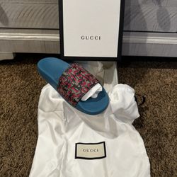 Gucci Slides 