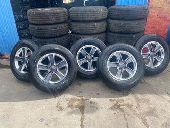 255/70/18 Bridgestone dueler