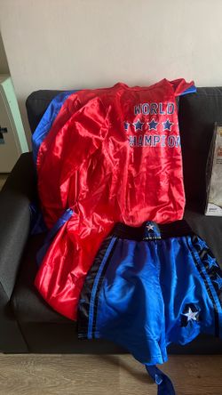 Costume. Size S