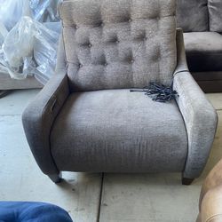 Large Seat/ Sofa Electric 