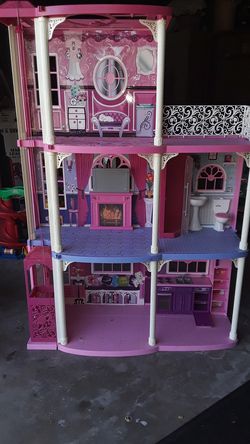 4ft Barbie doll house for Sale in Fresno CA OfferUp