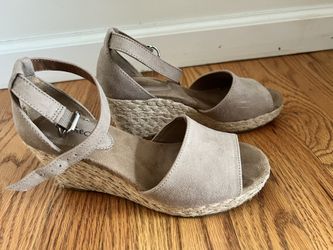 Style & Co. Tan Open Toe Wedge