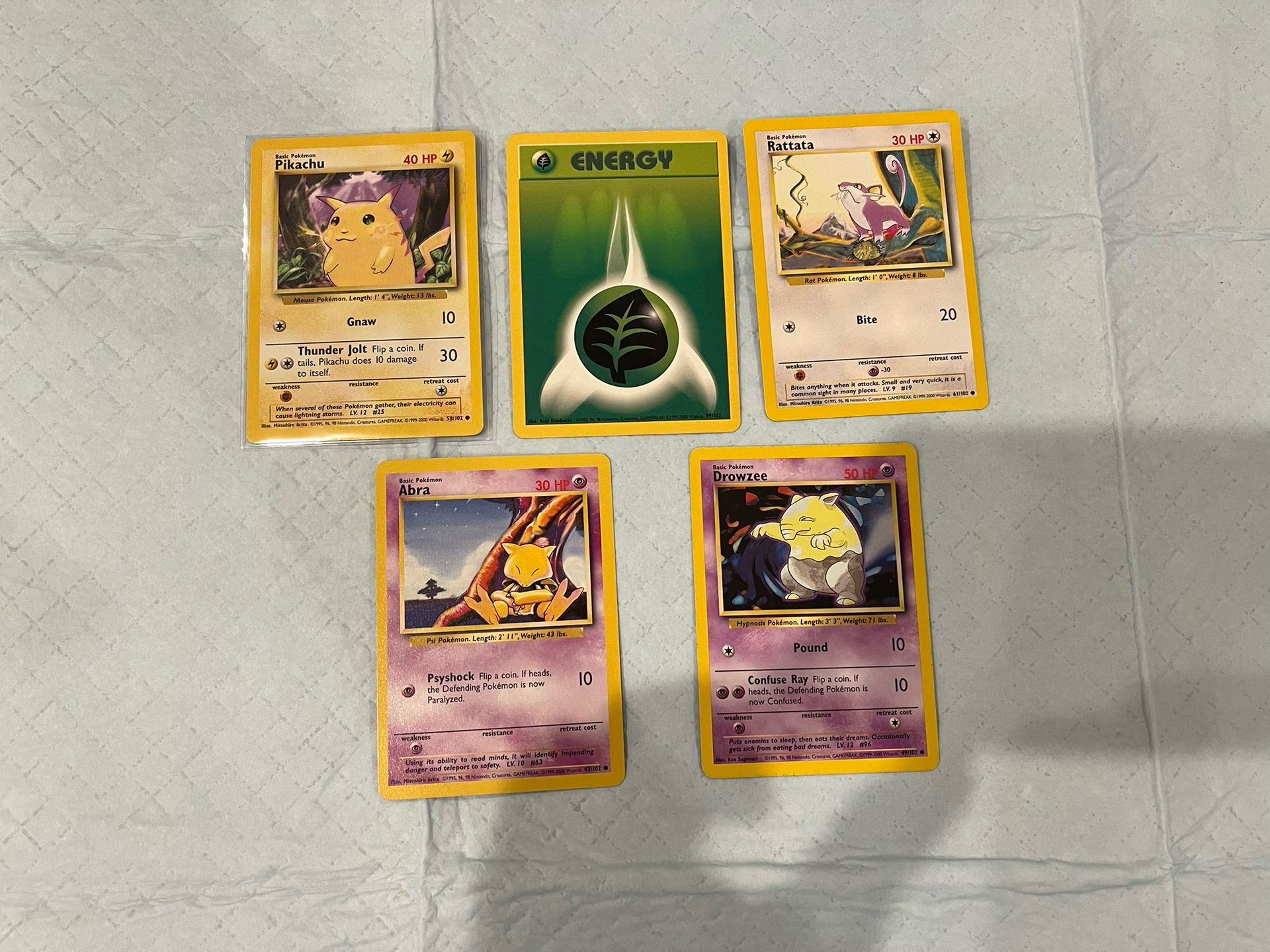 UK 4th Print - 5 Base Set Pokemon Cards 99-20 - Pikachu Rare