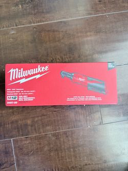 Milwaukee M12 3/8 Ratchet