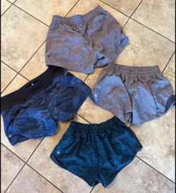 Lululemon shorts size 6 each