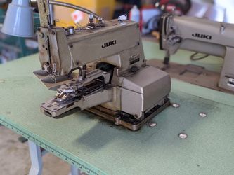 Juki MB-372 Industrial Button Sewing Machine