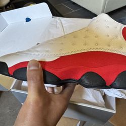Air Jordan 13 Cherry 