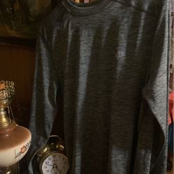 Sb Tech Size Small Shirt 