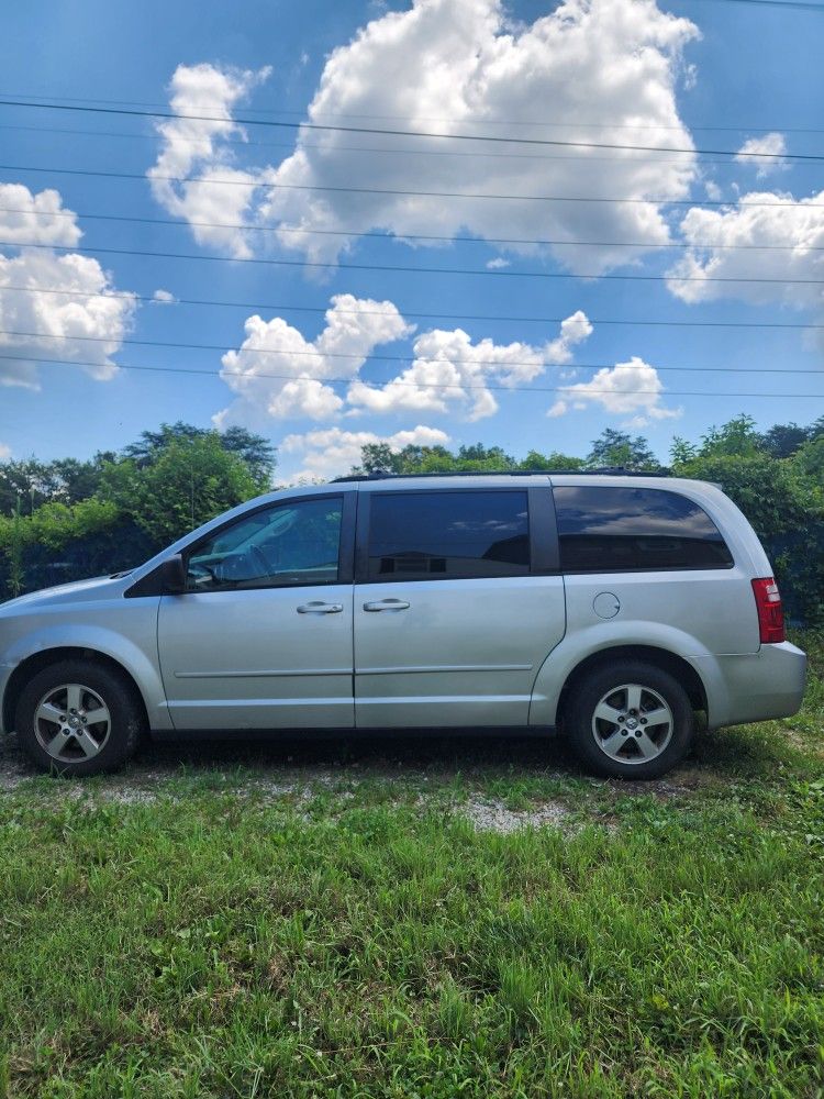 Dodge Caravan 2010