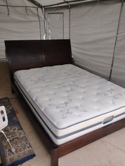 Queen bed