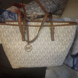 Michael Kors Tote 