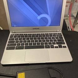 💻 Amazing Laptop For Kids YouTube Website Games Anything Works great. Msg Me For Store Address 💻