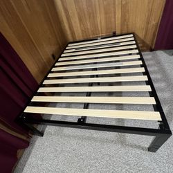 Zinus full size bed frame