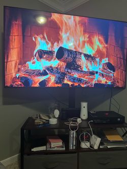 65in VIZIO TV and TV Stand