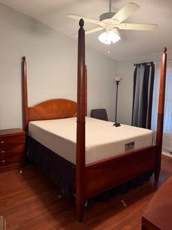 Bedroom set with dressers