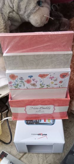 Hallmark Stationery Note Caddy