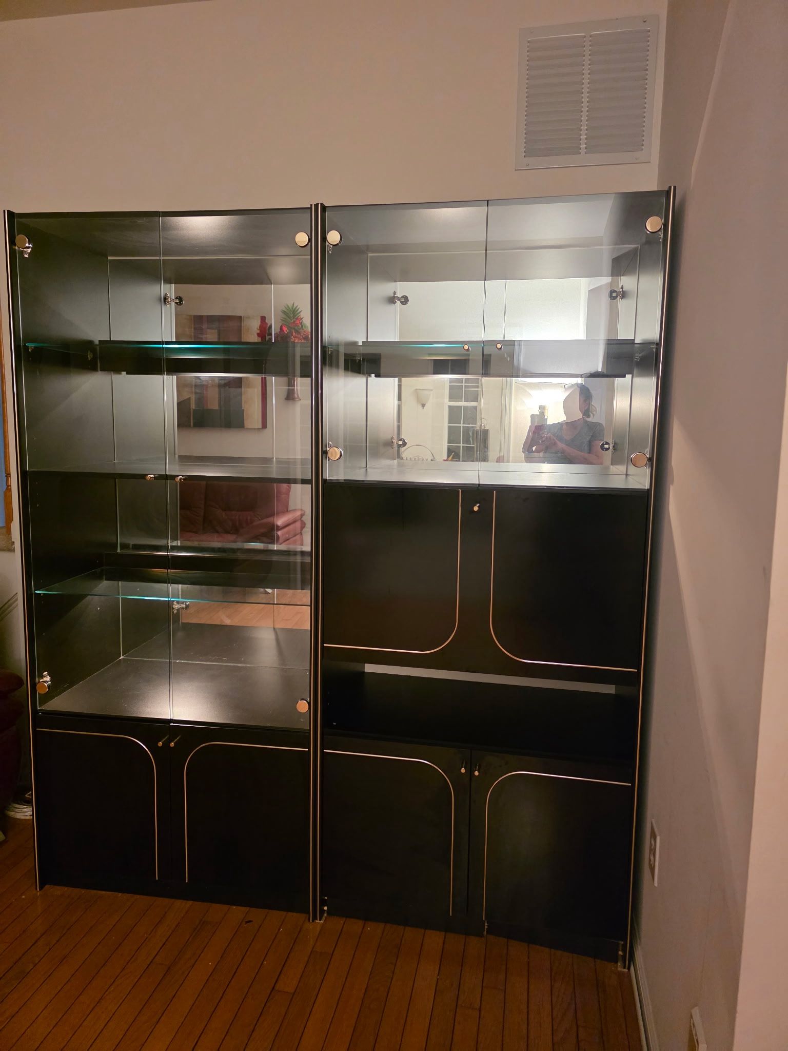 Curio Cabinet With Glass Shelves