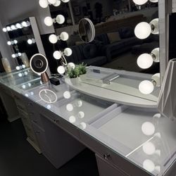 Glamorous Beautiful Vanities @ FURNITURE LOVE ❤️ Same Day Delivery 🚚 