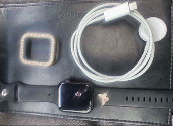 Apple Watch SE 2nd Gen 44mm Alum A2727(GPS+cellular) unlocked for any service like new only bought because deal on two 90 day warranty ,can deliver