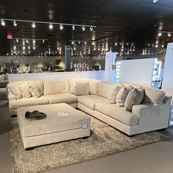Ivory 3PC Sectional Couch