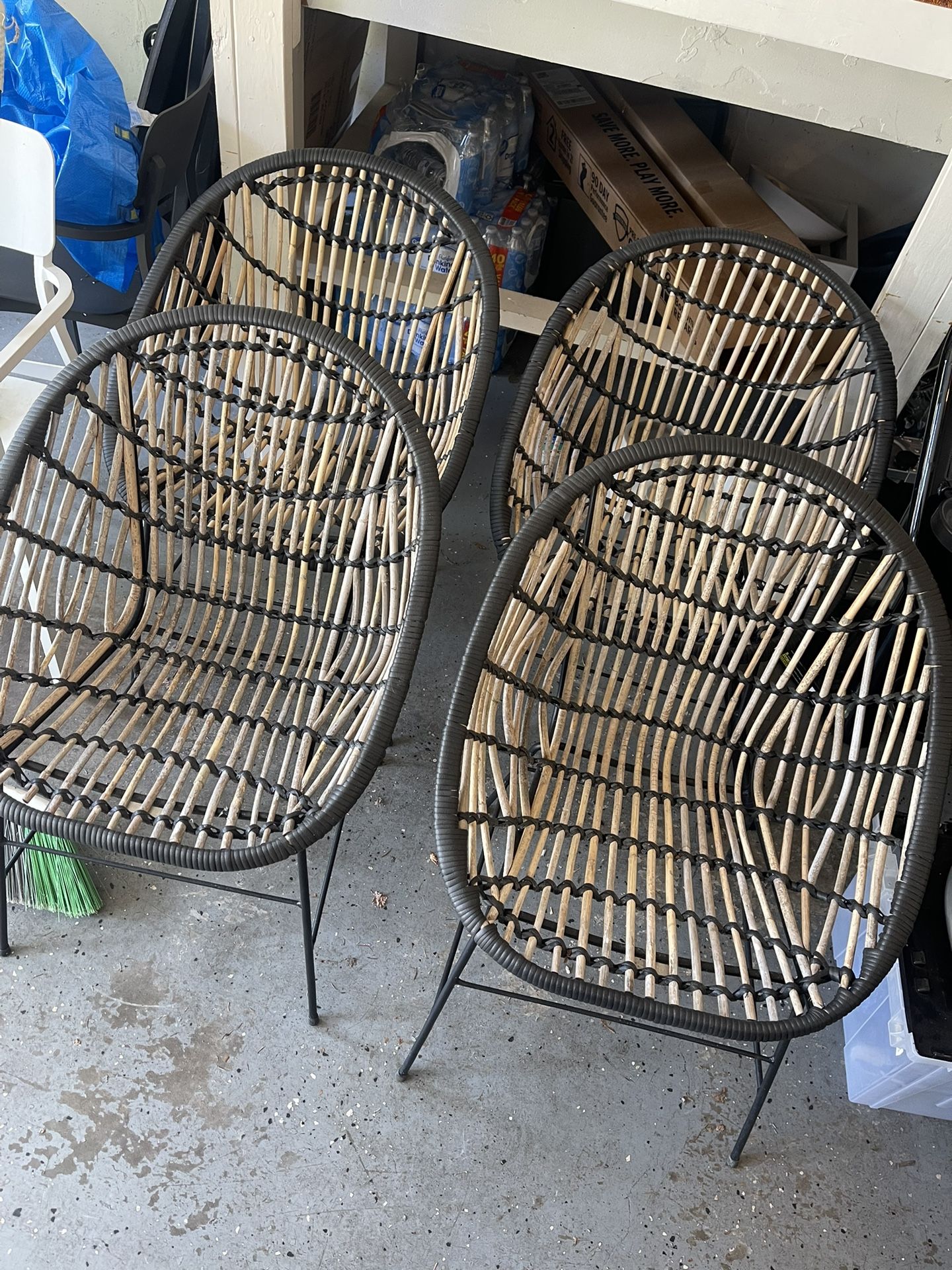 Article Luna Lounge Chair ( Set of 4)