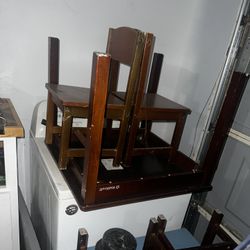 Kids Table