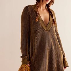 FP Free People One Jackie Mini Dress size Small  A tried-and-true FP staple, this cozy mini dress is the definition of a transeasonal staple.  Fit: Re