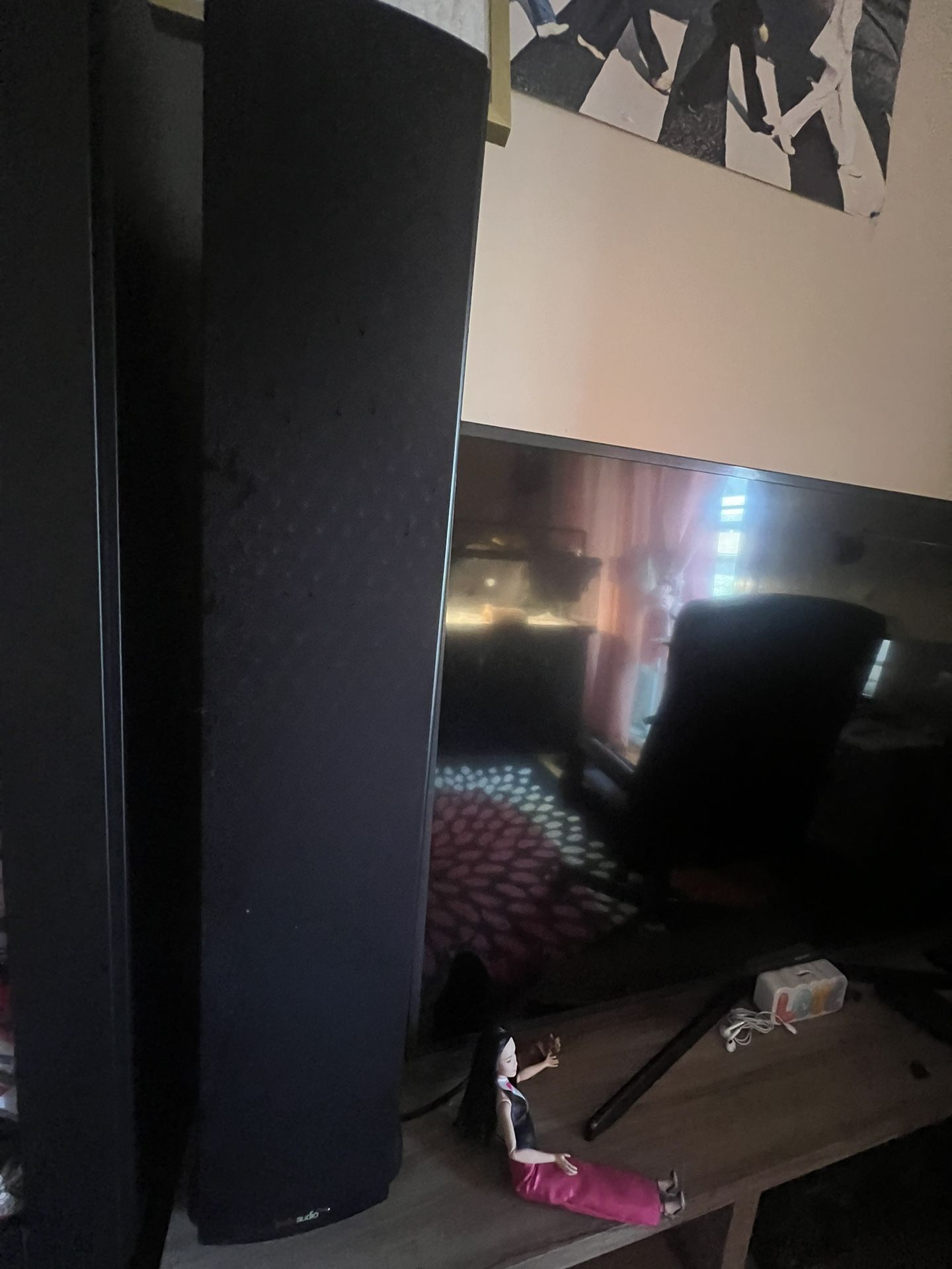 Polk audio speakers