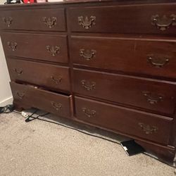 Wooden 8 Drawer Dresser