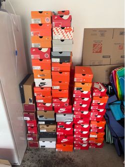 (LOT OF 90-$4 EACH) Empty NIKE Boxes Mens-Womens-Youth Orange, Red, and Brown