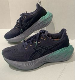 Asics Novablast 4