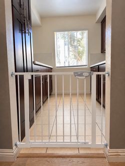 Brand New Open Box Baby & Pet Gate , 29–43” Wide, 30” Tall