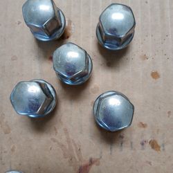 Car Parts/ Lug Nuts For Chevrolet 