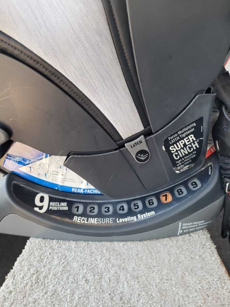 Chicco Infant Car Seat