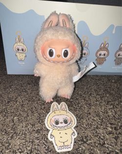 Exciting Macaron Labubu