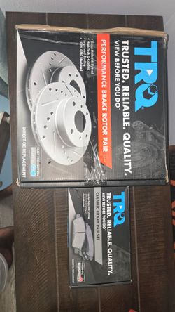 Mercedes Brake Pads and Rotors Set
