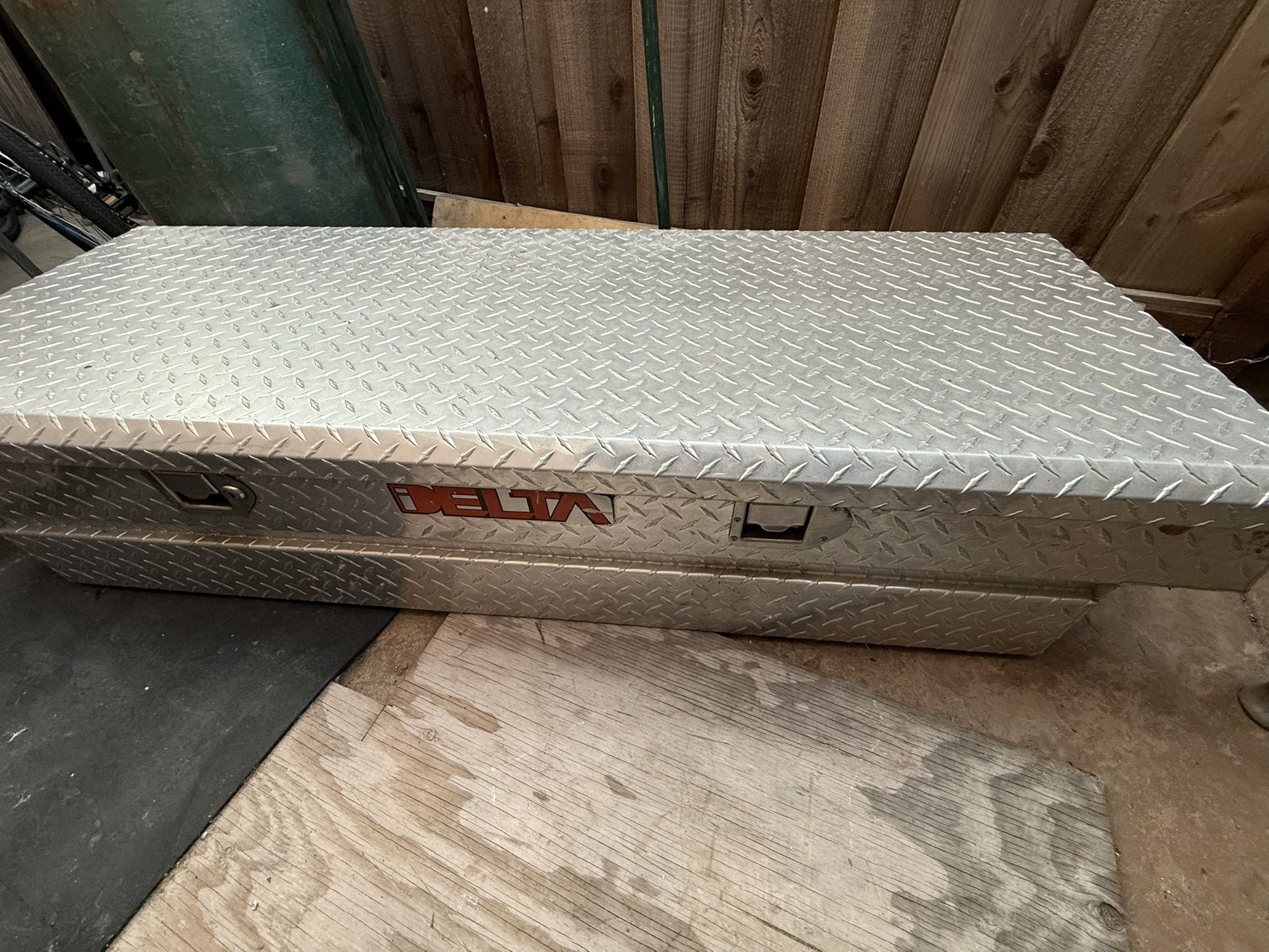 Small Bed Tool Box