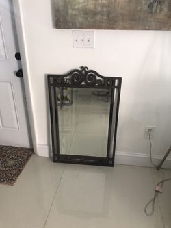 Iron mirror