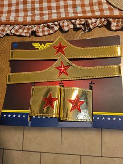 DC Wonder Woman Tiara and Cuffs Costume Set