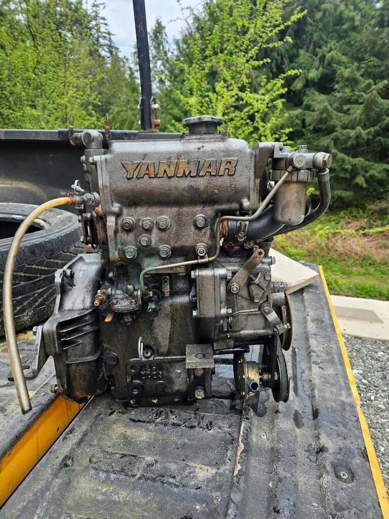 Yanmar 2GMF 13 Hp diesel sailboat Motor