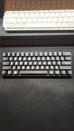 HK Gaming GK61 - Yellow Switches